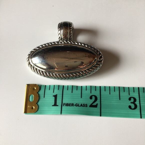 Heavy silver tone magnetic closure statement pendant - Picture 4 of 8